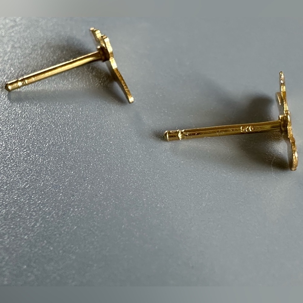 14k Gold Tiny Dinosaur Stud Earrings - Picture 5 of 7